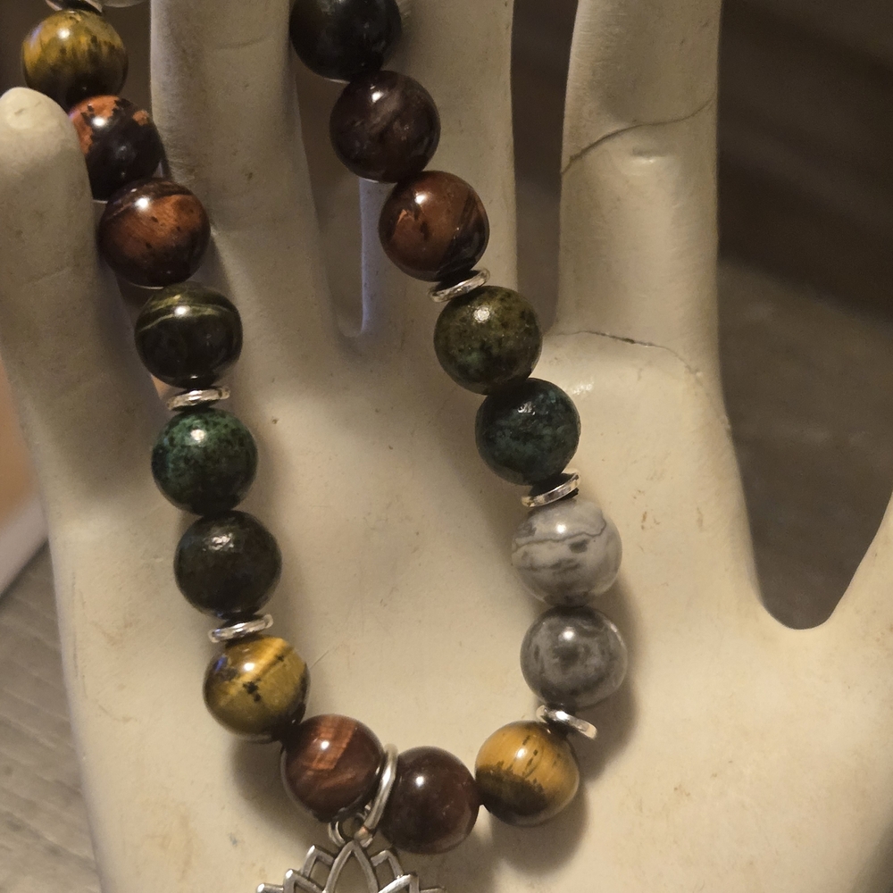 CHILL PILL GEMSTONE BRACELET Unisex